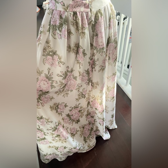 beautiful two piece for your next event. (for tween & teen) - Picture 3 of 7